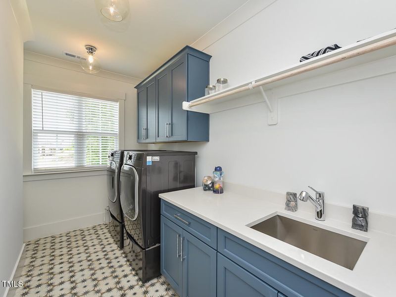 Interior - upstairs - laundry - OK