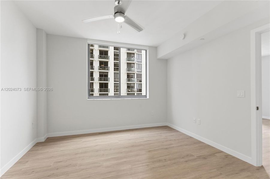 Spacious, unfurnished interior of a new home in , Miami (Image 21).