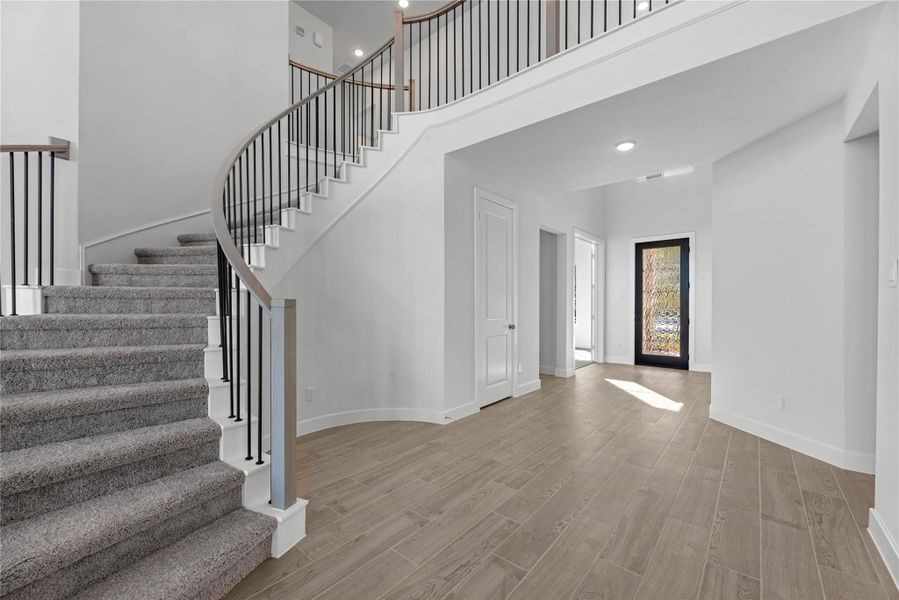 Representative image. Features, specifications, selections and colors may vary.