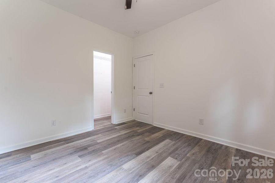 Spacious, unfurnished interior of a new home in , Gastonia (Image 28).