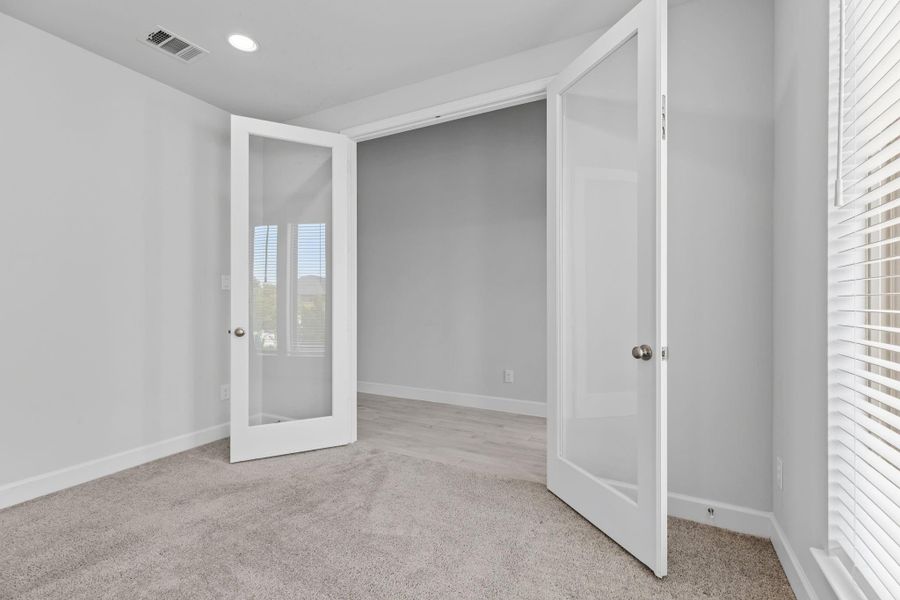 Spacious, unfurnished interior of a new home in Cane Island 50', Katy (Image 17). Spacious, unfurnished interior of a new home in Cane Island 50', Katy (Image 17).