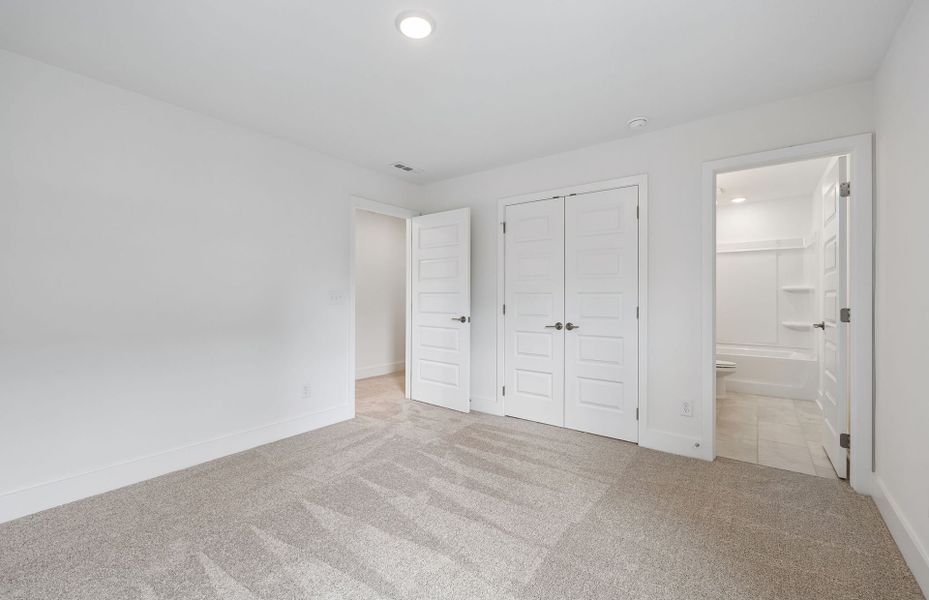 Spacious, unfurnished interior of a new home in Devonshire, Mount Juliet (Image 27). Spacious, unfurnished interior of a new home in Devonshire, Mount Juliet (Image 27).