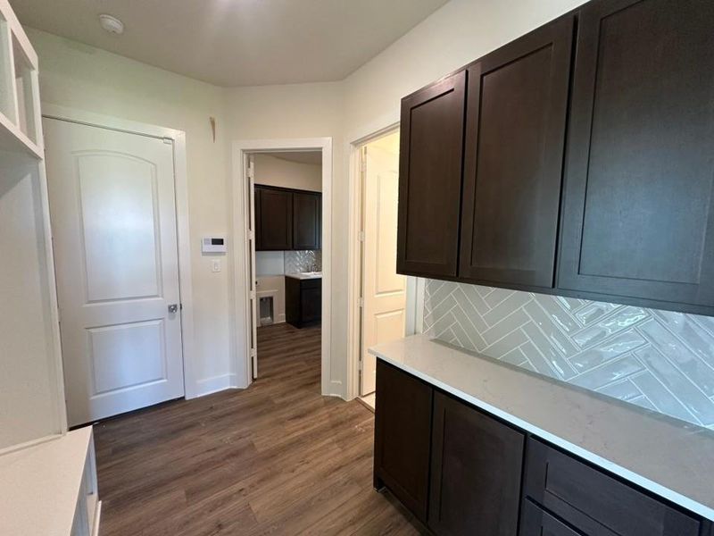 Furnished interior view inside a new home in , Leonard (Image 9).