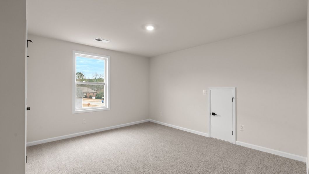 Representative unfurnished interior of a home built from the AZALEA by D.R. Horton in Whitehawk Meadows, Travelers Rest (Image 27).
