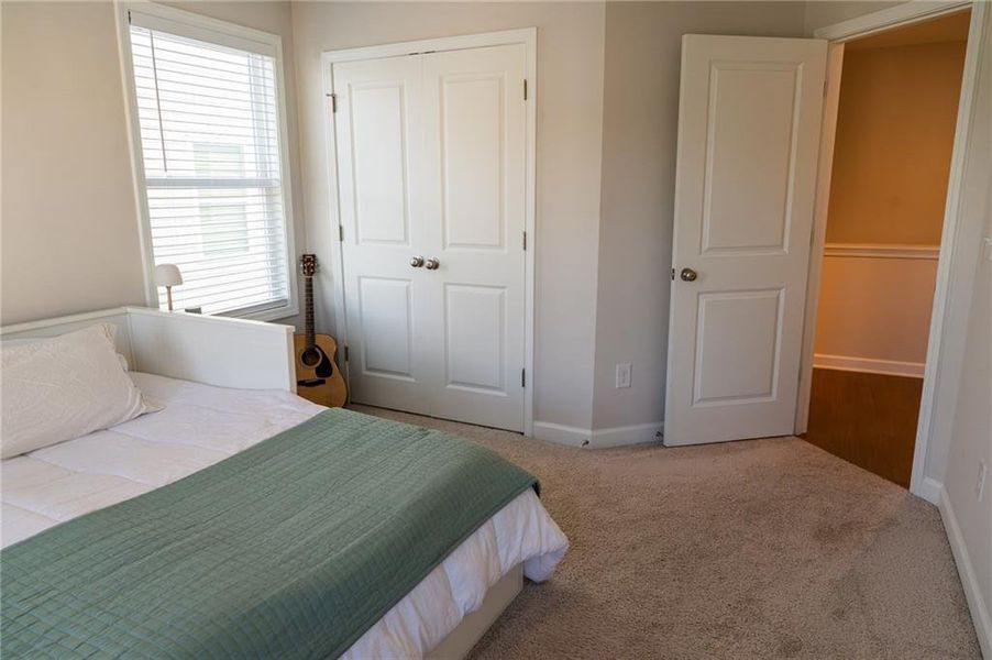 Furnished interior view inside a new home in Winsome Park, Woodstock (Image 29). Furnished interior view inside a new home in Winsome Park, Woodstock (Image 29).