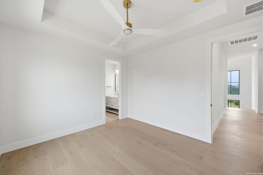 Spacious, unfurnished interior of a new home in , San Antonio (Image 36). Spacious, unfurnished interior of a new home in , San Antonio (Image 36).