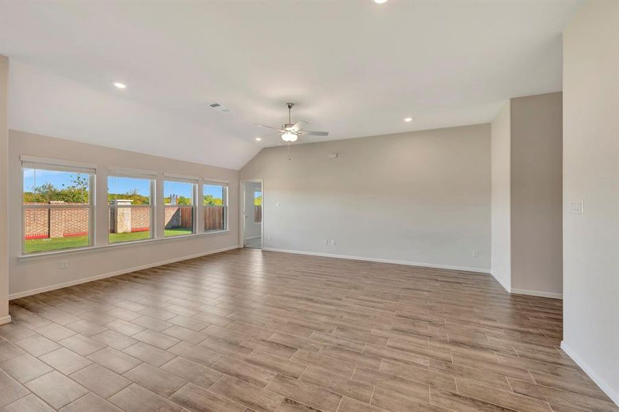 Spacious, unfurnished interior of a new home in The Preserve, Justin (Image 20).