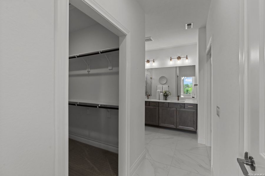 Furnished interior view inside a new home in Del Webb New Braunfels at Veramendi, New Braunfels (Image 21).