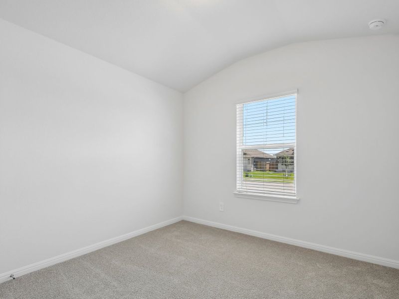 Spacious, unfurnished interior of a new home in Eastern Wells, Jarrell (Image 8).