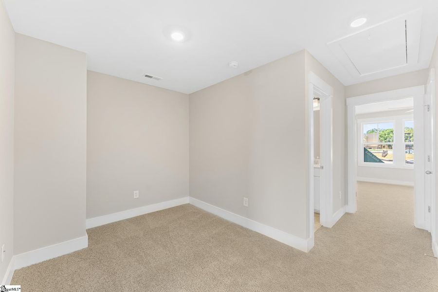 Spacious, unfurnished interior of a new home in Renaissance Place, Greenville (Image 18).