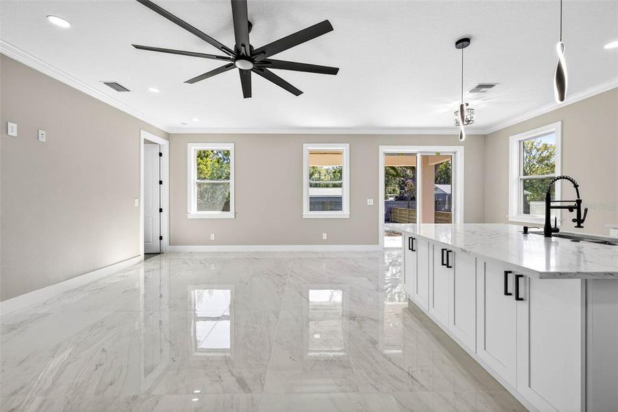 Spacious, unfurnished interior of a new home in , Masaryktown (Image 51).