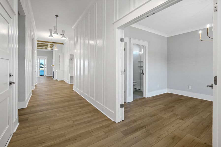 Spacious, unfurnished interior of a new home in The Sanctuary at Sunset Beach, Sunset Beach (Image 37).