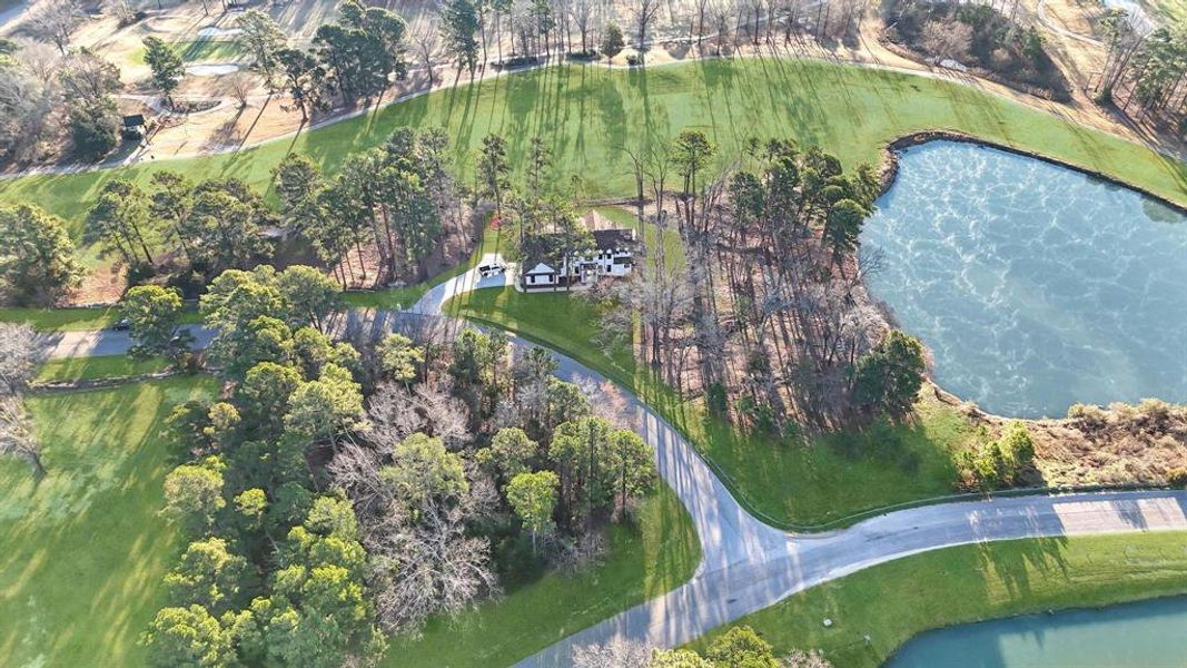 Image 33 of a home in . Image 33 of a home in .