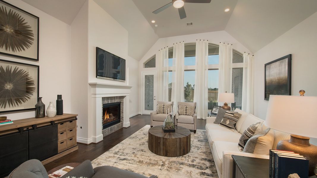 Furnished interior view inside a new home in The Woodlands Hills, Willis (Image 23). Furnished interior view inside a new home in The Woodlands Hills, Willis (Image 23).