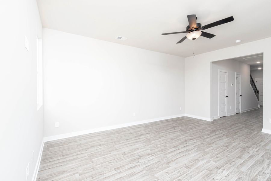 Representative unfurnished interior of a home built from the Linden by Nason Homes in Brady Estates, Murfreesboro (Image 20).