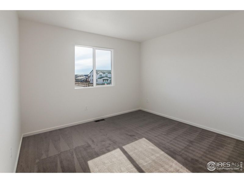 Spacious, unfurnished interior of a new home in , Timnath (Image 36).