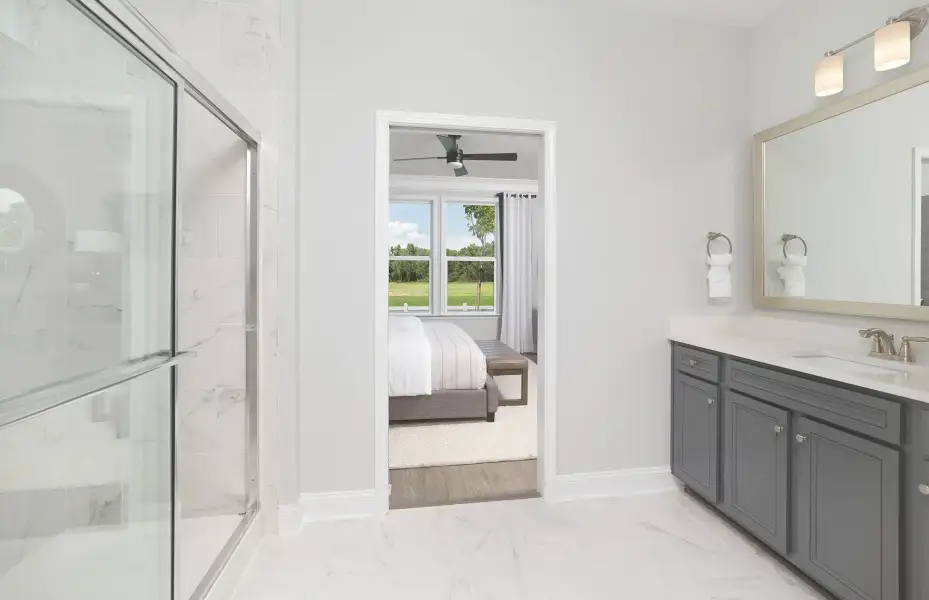 Furnished interior view inside a new home in Del Webb North Myrtle Beach, Myrtle Beach (Image 10).