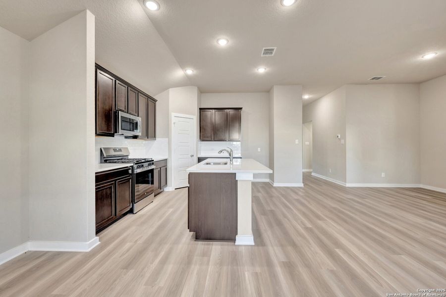 Image 36 of a home in Winding Brook. Image 36 of a home in Winding Brook.