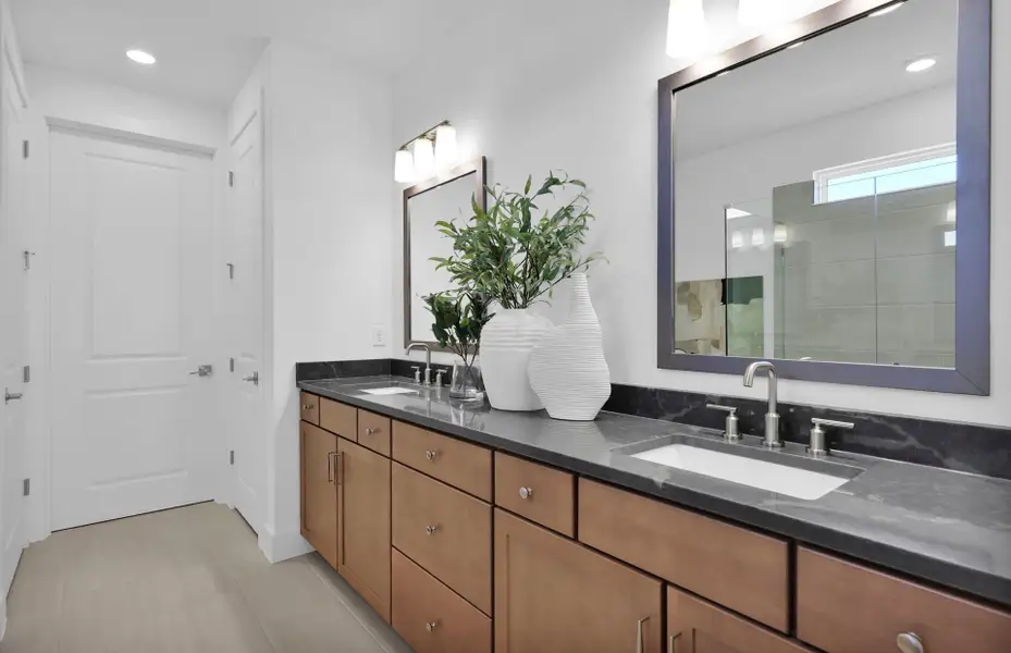Representative furnished interior of a home built from the Palmary by Pulte Homes in Lakeview Estates, Palm Coast (Image 8).