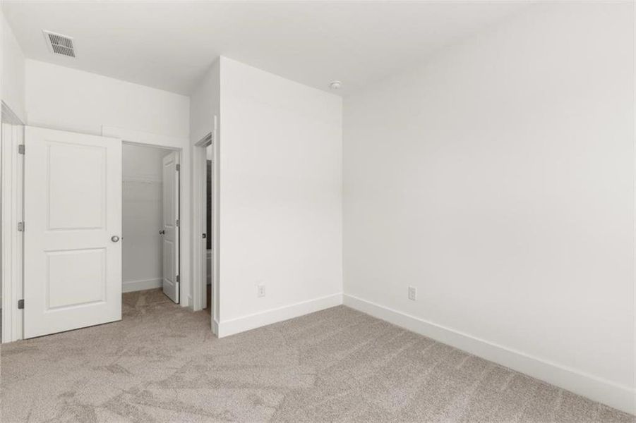 Spacious, unfurnished interior of a new home in Traditions of Braselton, Jefferson (Image 37). Spacious, unfurnished interior of a new home in Traditions of Braselton, Jefferson (Image 37).