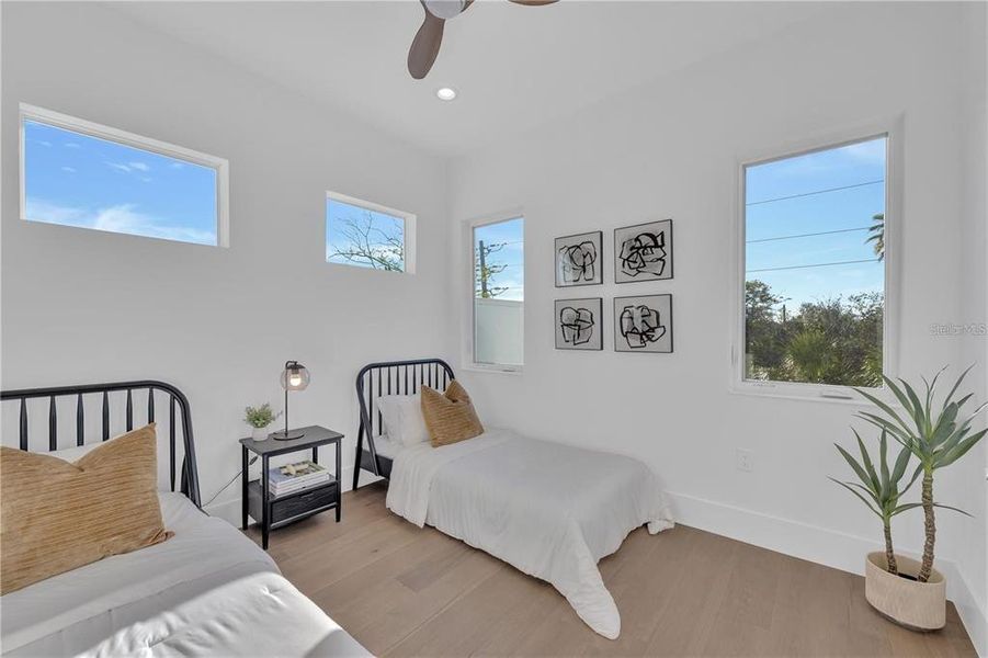 Furnished interior view inside a new home in , Sarasota (Image 57).
