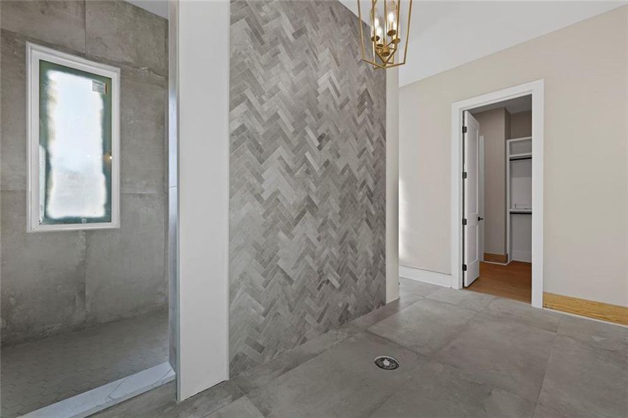 Spacious, unfurnished interior of a new home in , Gainesville (Image 11).