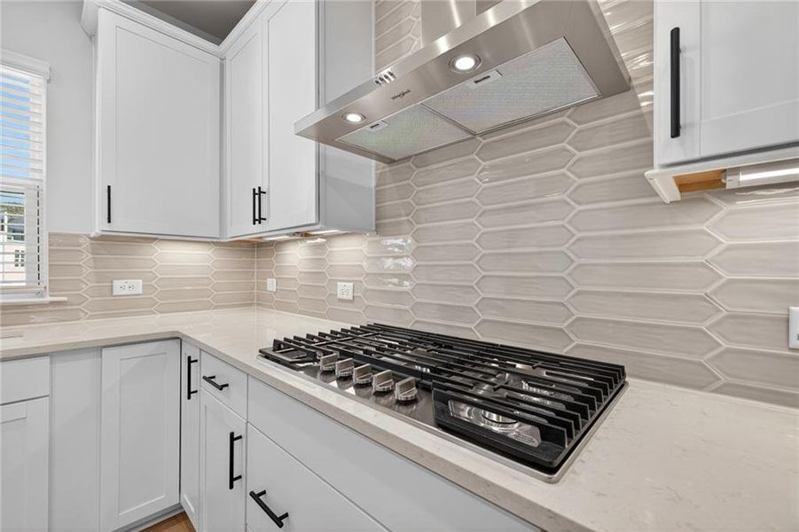 Close-up of interior finishes inside a home in 1871 Hollywood, Atlanta (Image 6).