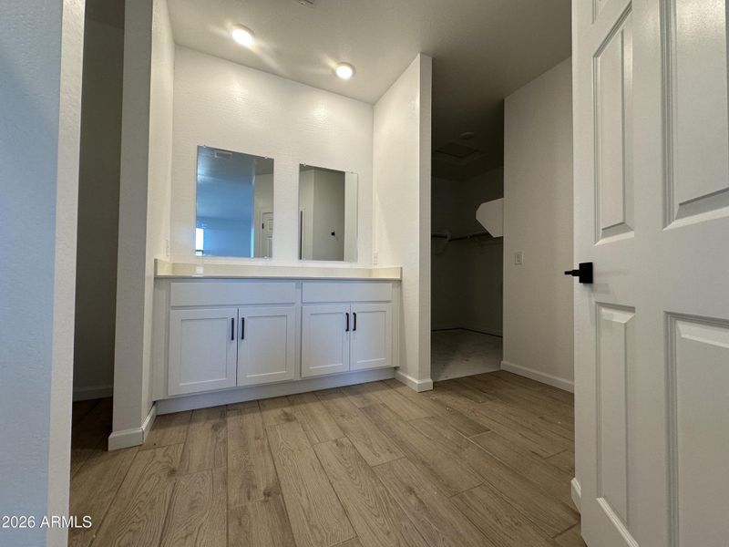 0017- Primary Bath 0017- Primary Bath