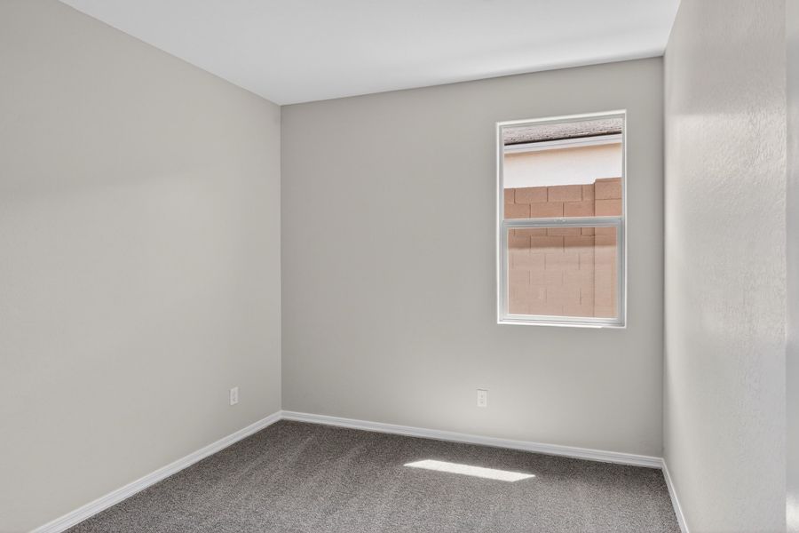 Spacious, unfurnished interior of a new home in Estrella, Goodyear (Image 15).