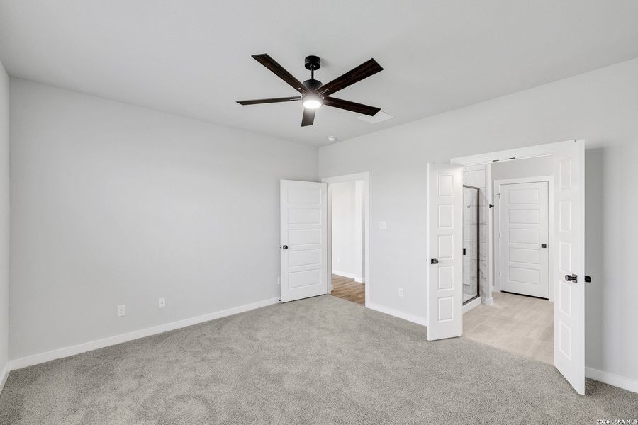 Spacious, unfurnished interior of a new home in Edgewood Estates, Midlothian (Image 37).