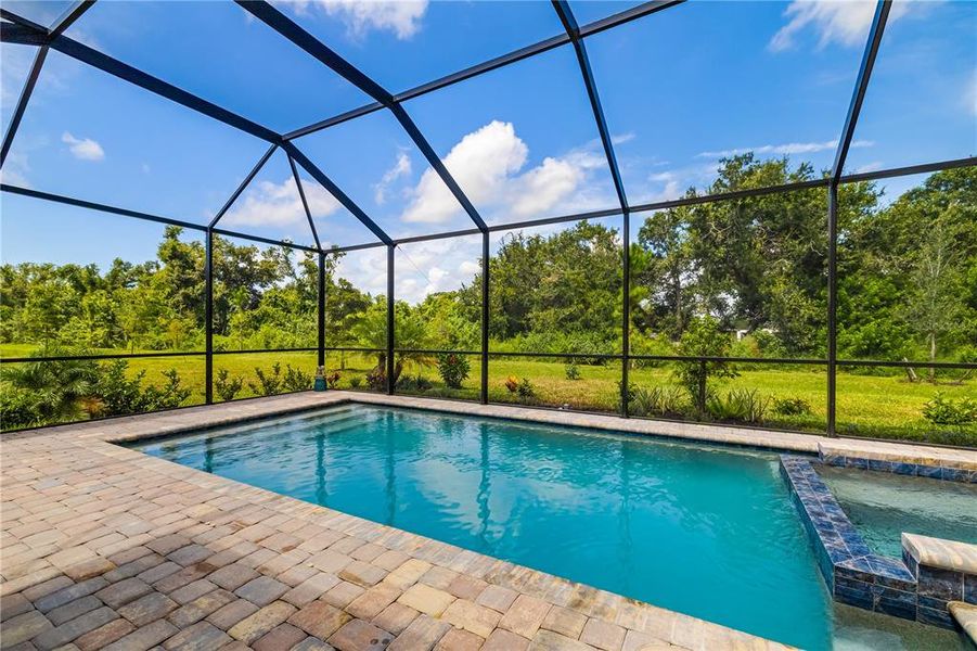 Furnished interior view inside a new home in , Bradenton (Image 40).