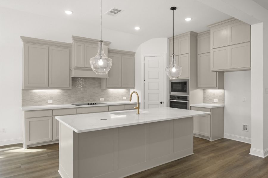 Furnished interior view inside a new home in Ridgepoint, Midlothian (Image 6).
