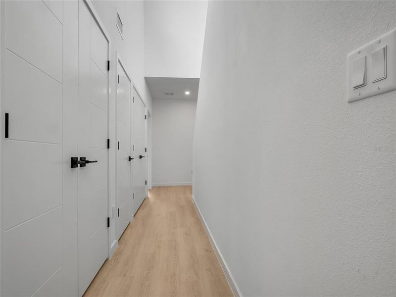 Spacious, unfurnished interior of a new home in , St. Petersburg (Image 42).