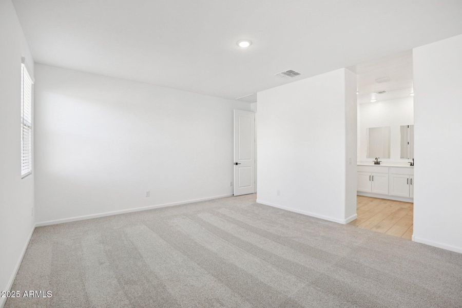 29-web-or-mls-La Senda Dr W-S0511-029