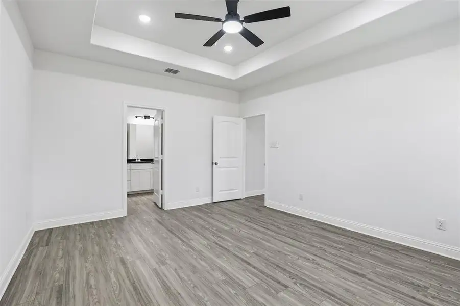 Spacious, unfurnished interior of a new home in , Fort Worth (Image 14). Spacious, unfurnished interior of a new home in , Fort Worth (Image 14).
