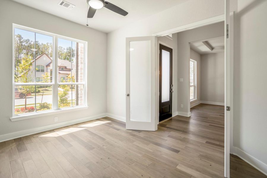 Spacious, unfurnished interior of a new home in Artavia 70′ Lots, Conroe (Image 51).