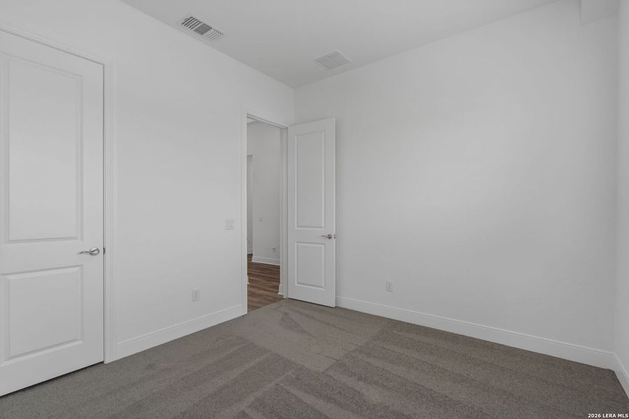 Spacious, unfurnished interior of a new home in Corley Farms, Boerne (Image 19).