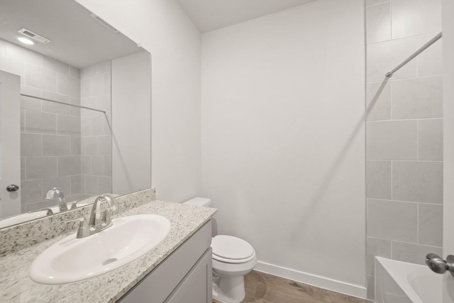 Furnished interior view inside a new home in Riverwood Ranch, Angleton (Image 8). Furnished interior view inside a new home in Riverwood Ranch, Angleton (Image 8).