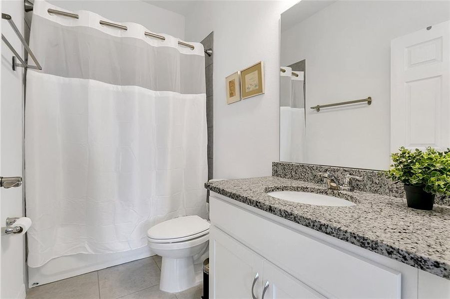 Furnished interior view inside a new home in , Mascotte (Image 18). Furnished interior view inside a new home in , Mascotte (Image 18).