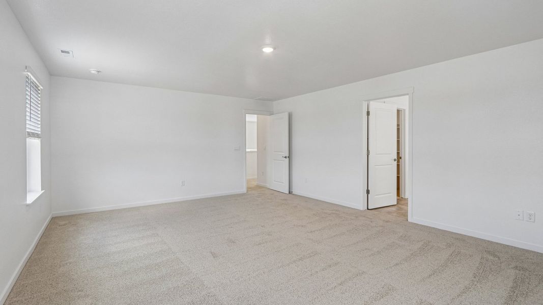 Spacious, unfurnished interior of a new home in Vantage, Berthoud (Image 30). Spacious, unfurnished interior of a new home in Vantage, Berthoud (Image 30).