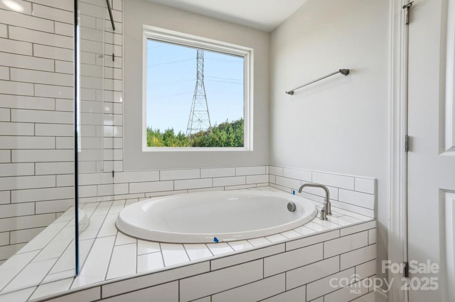 Image 44 of a home in The Enclave at Laurelbrook.