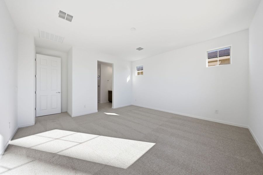 Spacious, unfurnished interior of a new home in Empire Pointe, Queen Creek (Image 12). Spacious, unfurnished interior of a new home in Empire Pointe, Queen Creek (Image 12).