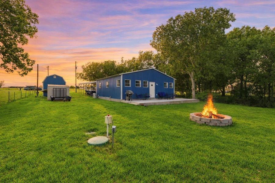 Exterior details and patio area of a home in , Elgin (Image 12).