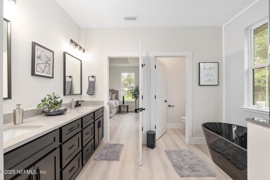Furnished interior view inside a new home in , Gainesville (Image 54).