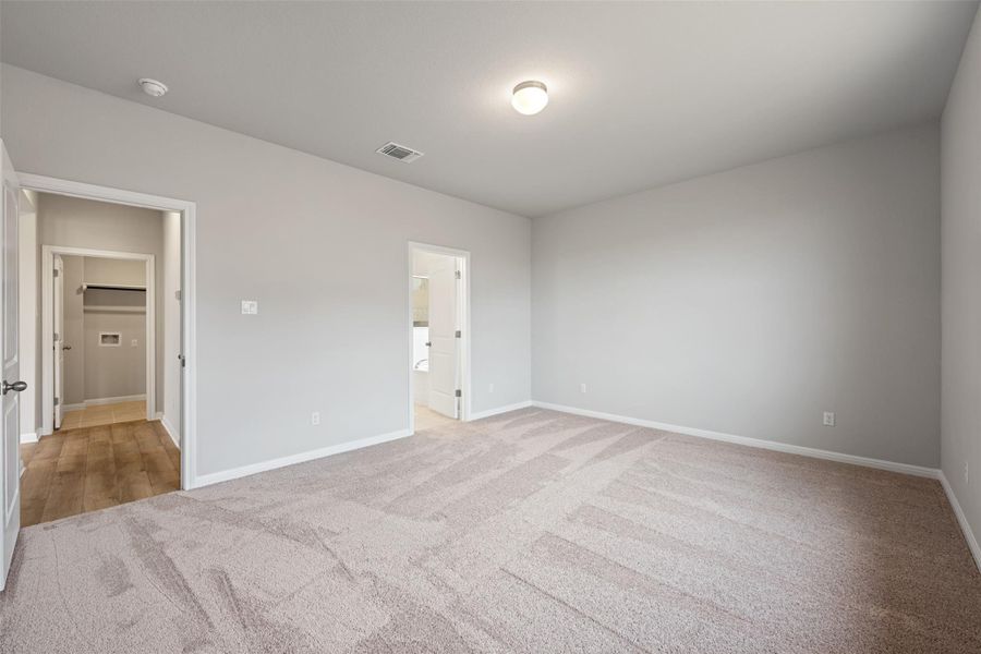 Photos are representative images and renderings for illustrative purposes only. Actual structural options and design images of the home may vary.