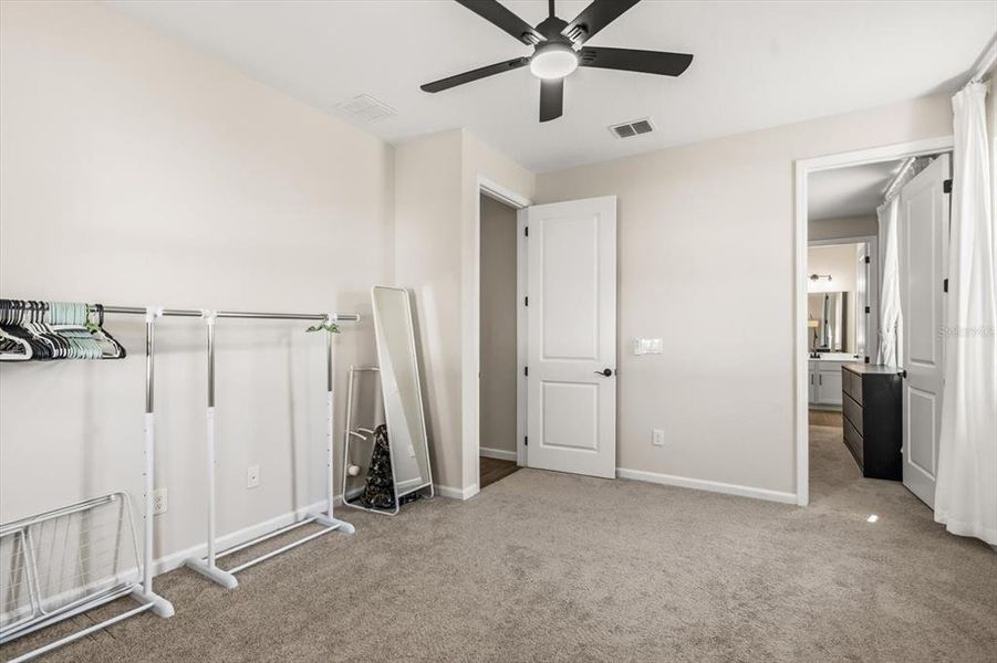 Image 35 of a home in Seasons at Lakeside Forest.