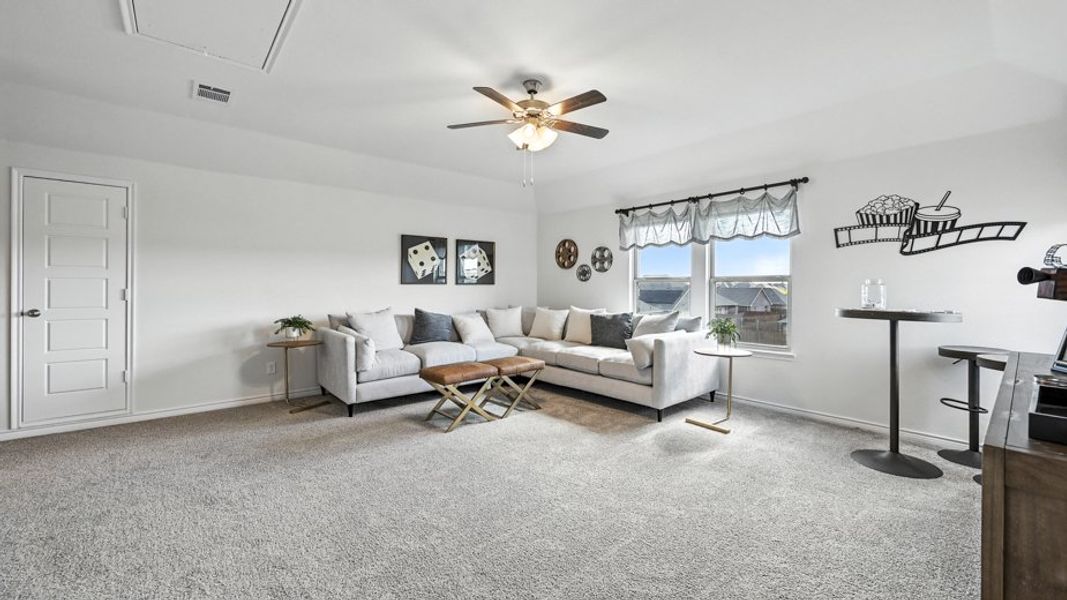 Furnished interior view inside a new home in Elevon, Lavon (Image 11).