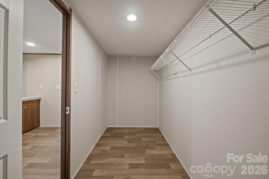 Spacious, unfurnished interior of a new home in , Old Fort (Image 22).