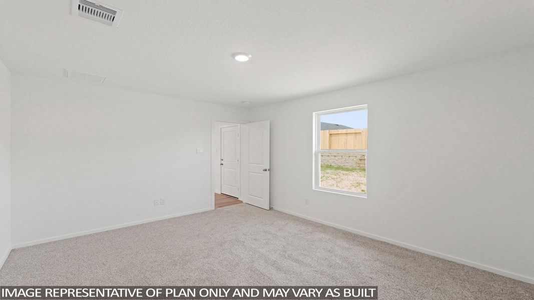 Spacious, unfurnished interior of a new home in Silverthorne, Conroe (Image 9).
