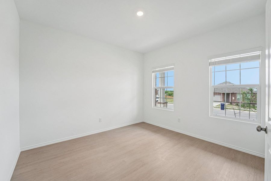 Spacious, unfurnished interior of a new home in Clayton Ranch, Copperas Cove (Image 33).